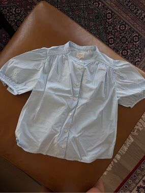 Aritzia blue poplin top